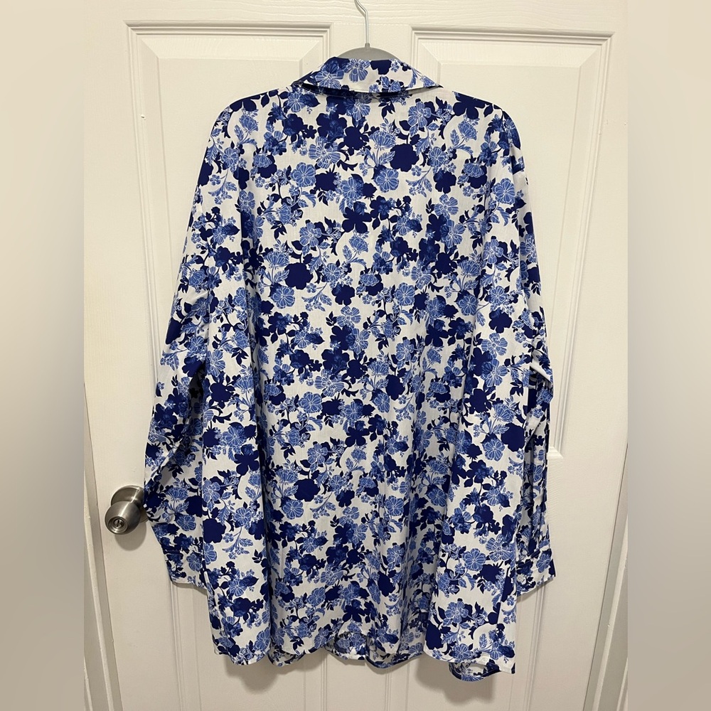 NWOT Woman Within Perfect Long Sleeve Shirt  Plus - 3X, Ultra Blue Shadow Floral - Picture 3 of 11